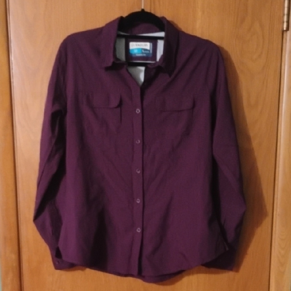 Magellan Outdoors Purple Casual Button Down Shirt